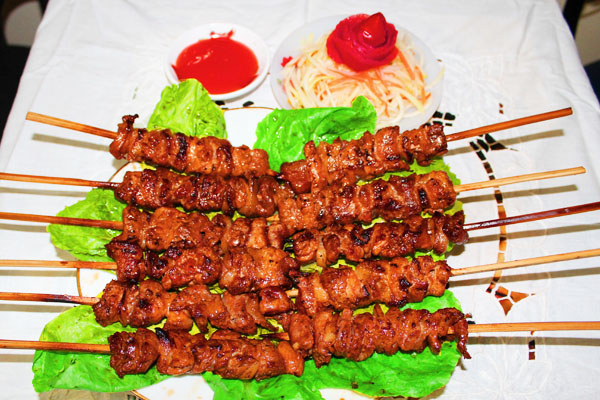 Thịt lợn nướng Mai Châu